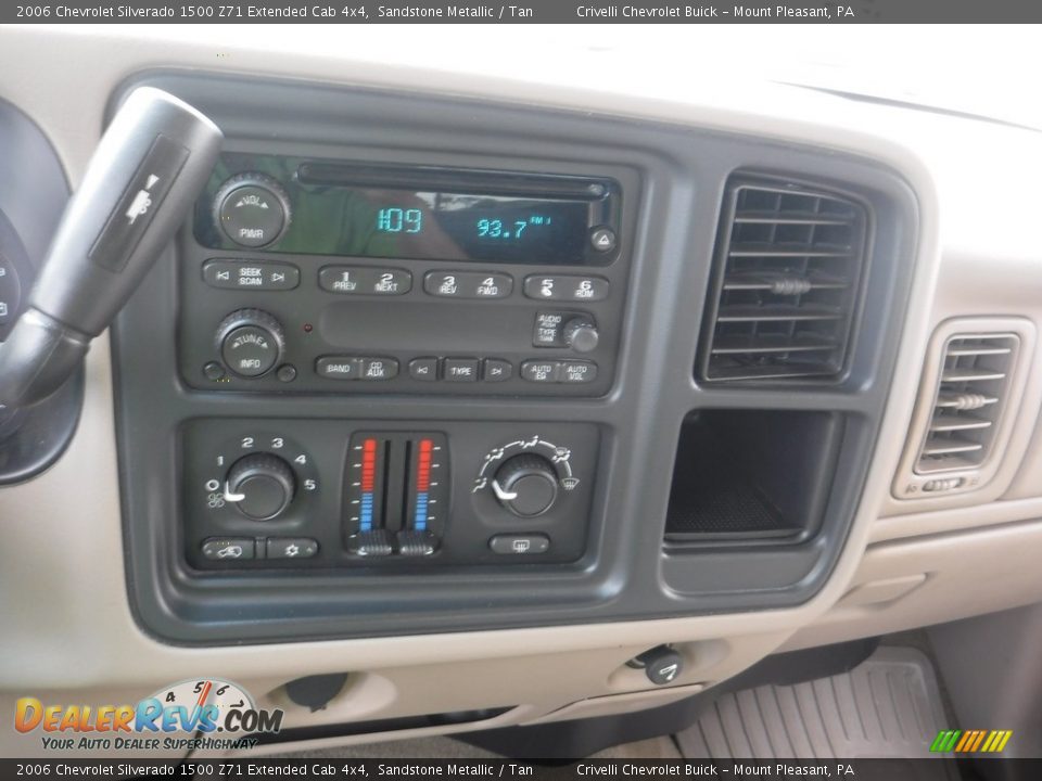 2006 Chevrolet Silverado 1500 Z71 Extended Cab 4x4 Sandstone Metallic / Tan Photo #25