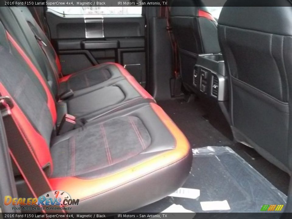 2016 Ford F150 Lariat SuperCrew 4x4 Magnetic / Black Photo #14