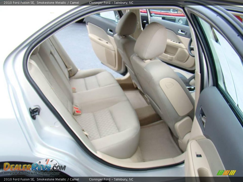 2010 Ford Fusion SE Smokestone Metallic / Camel Photo #11