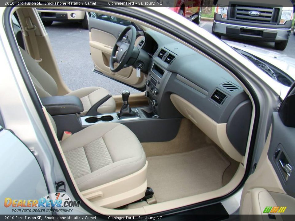 2010 Ford Fusion SE Smokestone Metallic / Camel Photo #12
