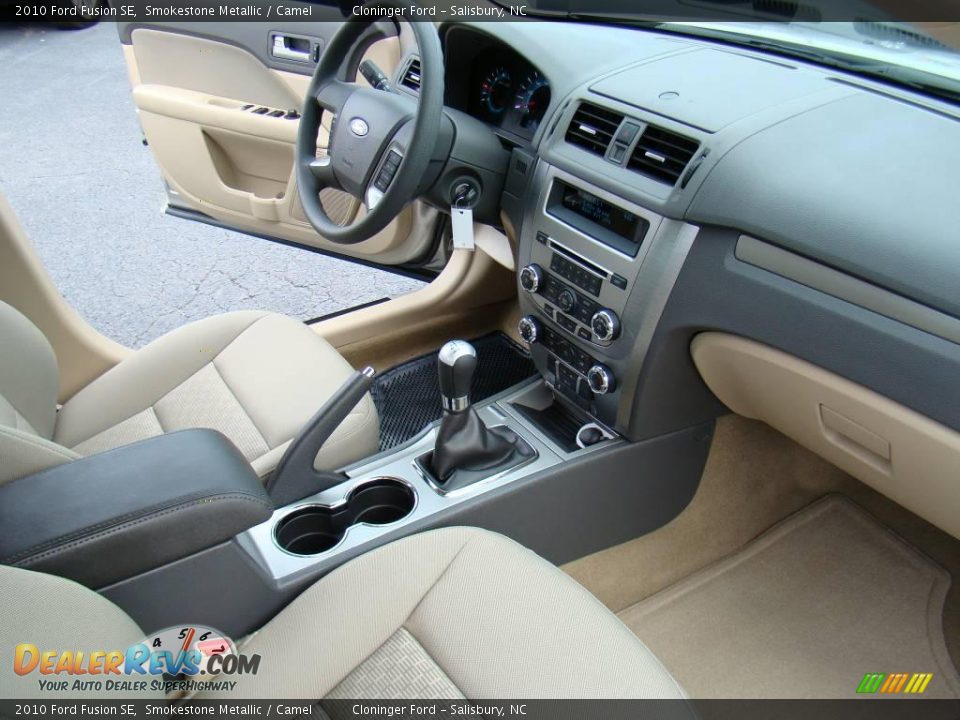 2010 Ford Fusion SE Smokestone Metallic / Camel Photo #13