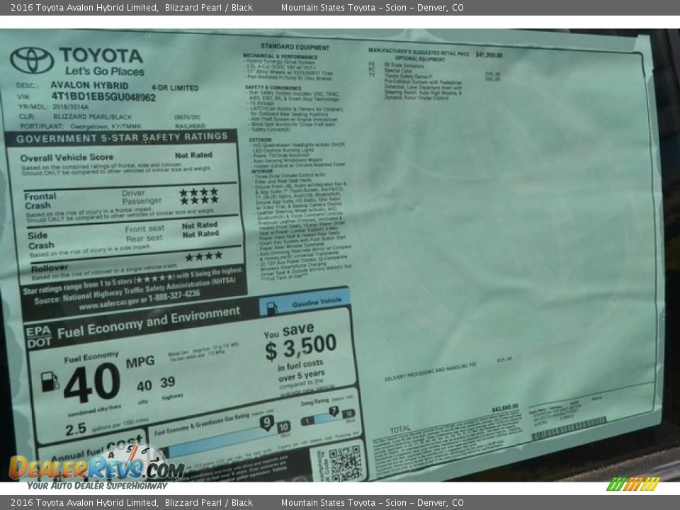 2016 Toyota Avalon Hybrid Limited Blizzard Pearl / Black Photo #10