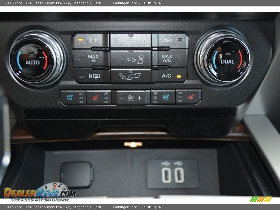 2016 Ford F150 Lariat SuperCrew 4x4 Magnetic / Black Photo #17