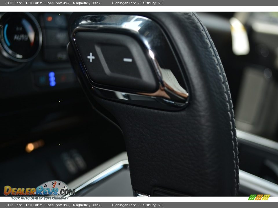2016 Ford F150 Lariat SuperCrew 4x4 Magnetic / Black Photo #19