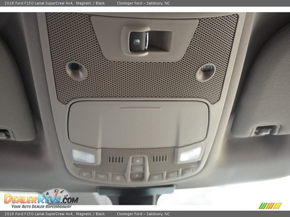 2016 Ford F150 Lariat SuperCrew 4x4 Magnetic / Black Photo #22