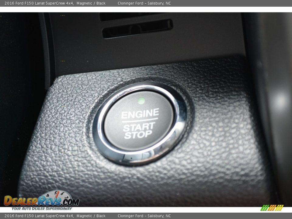 2016 Ford F150 Lariat SuperCrew 4x4 Magnetic / Black Photo #26