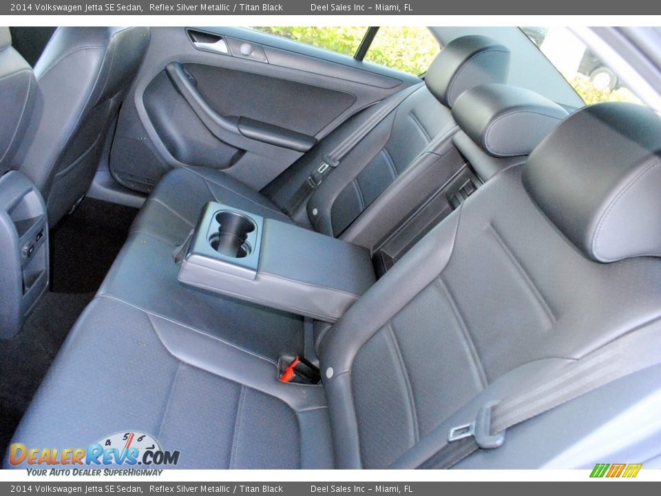 2014 Volkswagen Jetta SE Sedan Reflex Silver Metallic / Titan Black Photo #12
