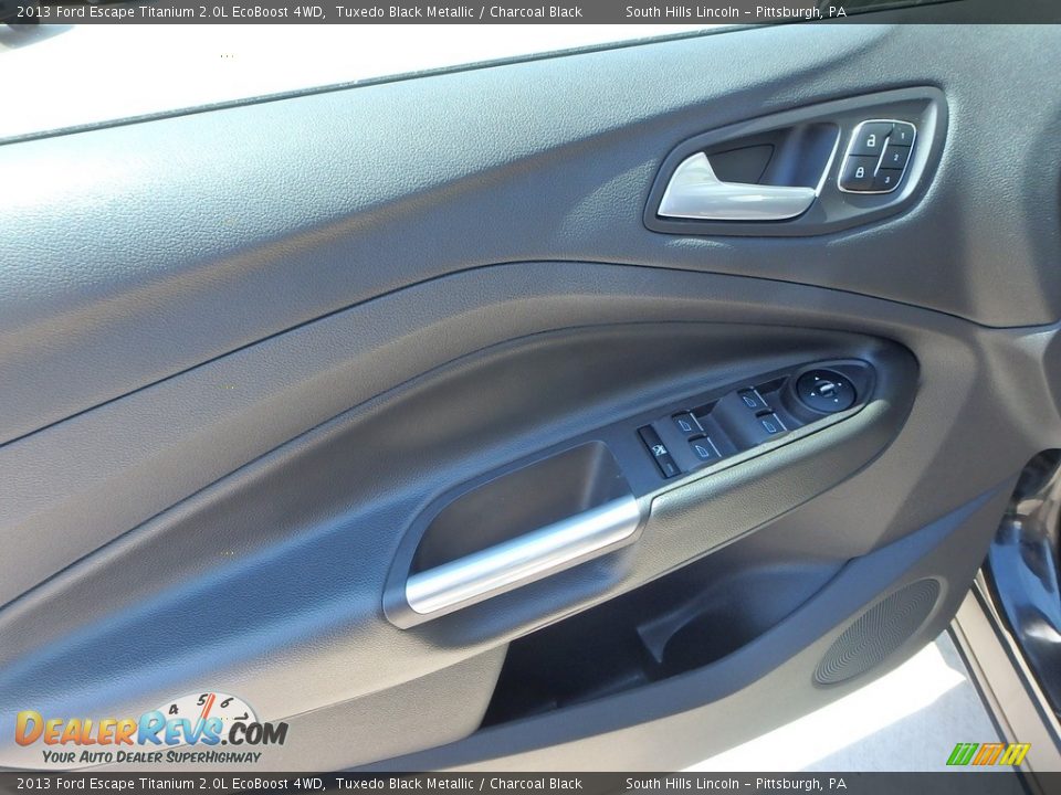 2013 Ford Escape Titanium 2.0L EcoBoost 4WD Tuxedo Black Metallic / Charcoal Black Photo #17