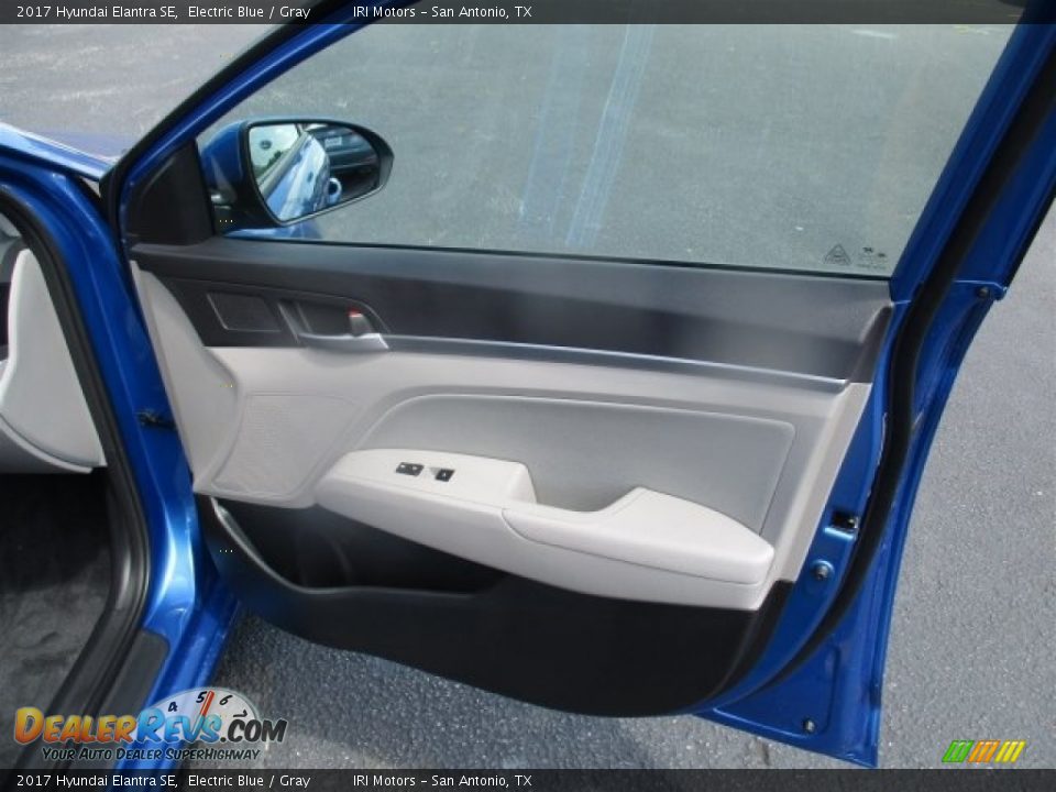 2017 Hyundai Elantra SE Electric Blue / Gray Photo #11