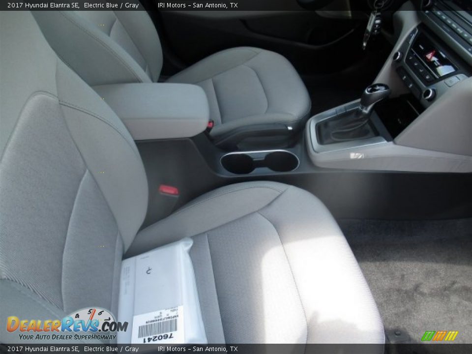 2017 Hyundai Elantra SE Electric Blue / Gray Photo #12