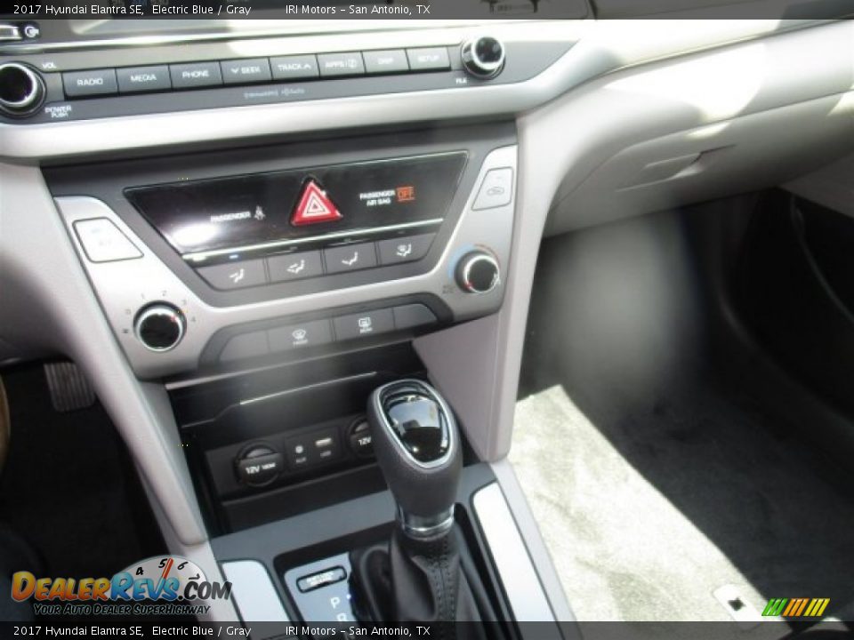 2017 Hyundai Elantra SE Electric Blue / Gray Photo #19