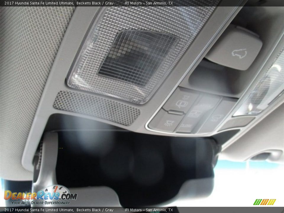 2017 Hyundai Santa Fe Limited Ultimate Becketts Black / Gray Photo #10