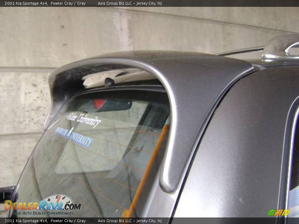 2001 Kia Sportage 4x4 Pewter Gray / Gray Photo #12
