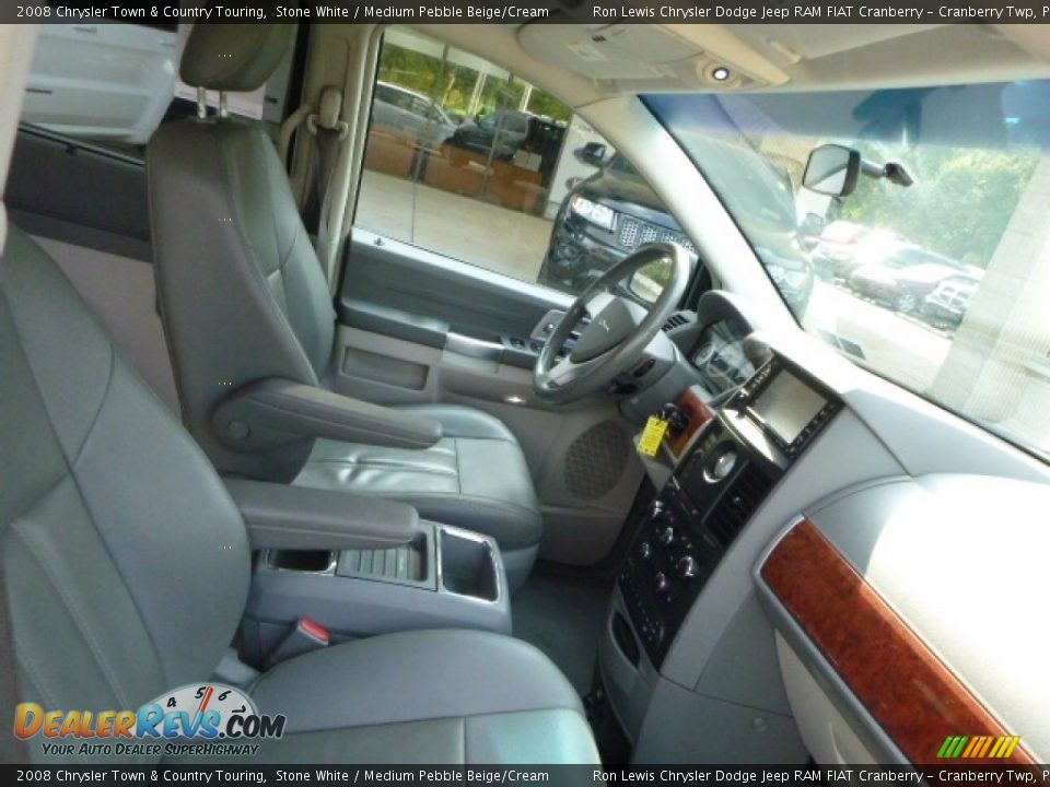 2008 Chrysler Town & Country Touring Stone White / Medium Pebble Beige/Cream Photo #5