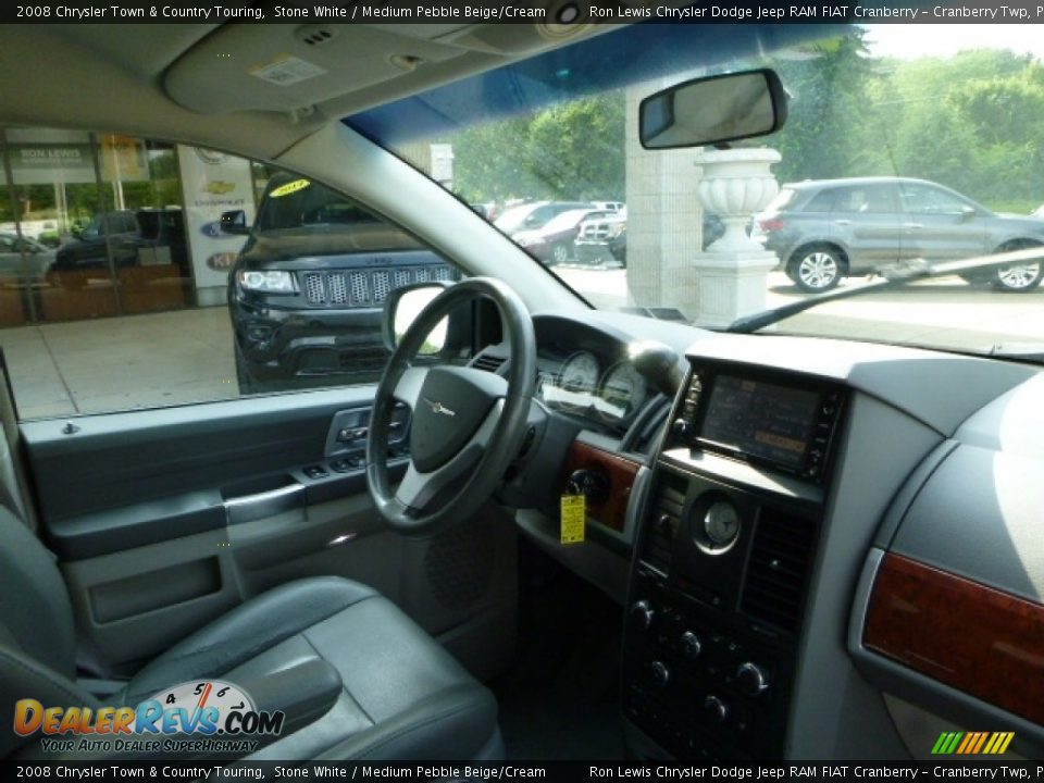 2008 Chrysler Town & Country Touring Stone White / Medium Pebble Beige/Cream Photo #6