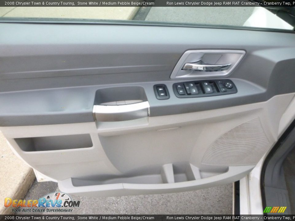 2008 Chrysler Town & Country Touring Stone White / Medium Pebble Beige/Cream Photo #14