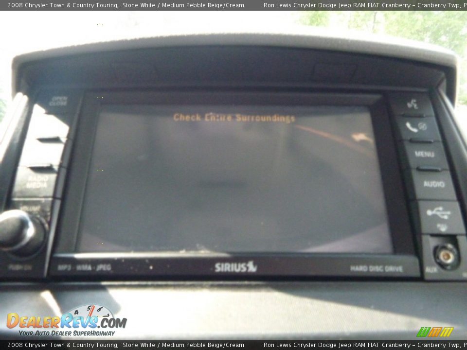 2008 Chrysler Town & Country Touring Stone White / Medium Pebble Beige/Cream Photo #19