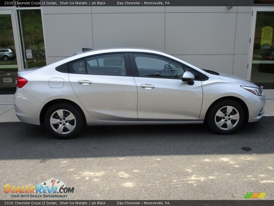 2016 Chevrolet Cruze LS Sedan Silver Ice Metallic / Jet Black Photo #2