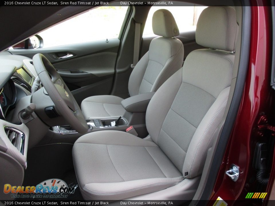 2016 Chevrolet Cruze LT Sedan Siren Red Tintcoat / Jet Black Photo #13