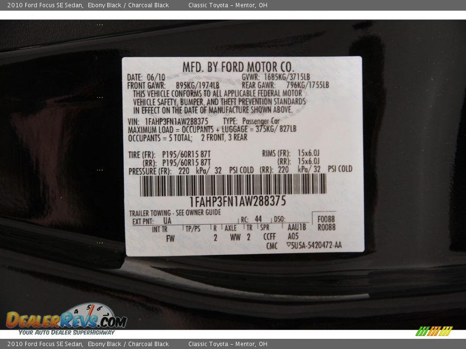 2010 Ford Focus SE Sedan Ebony Black / Charcoal Black Photo #18