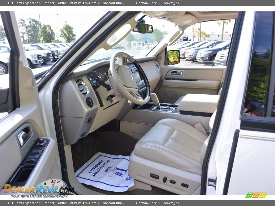 2011 Ford Expedition Limited White Platinum Tri-Coat / Charcoal Black Photo #25