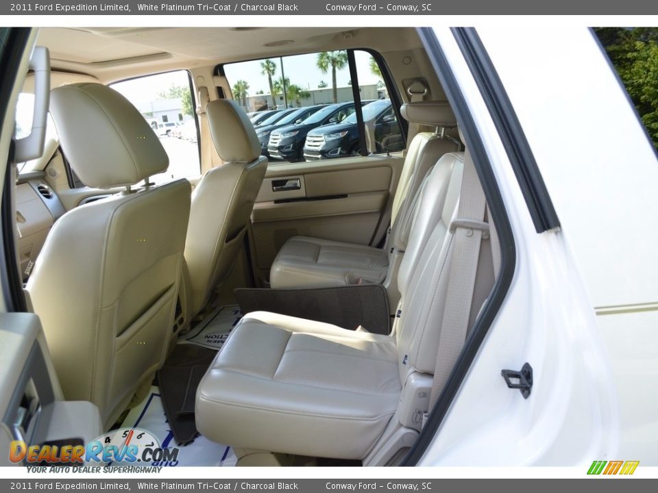 2011 Ford Expedition Limited White Platinum Tri-Coat / Charcoal Black Photo #28