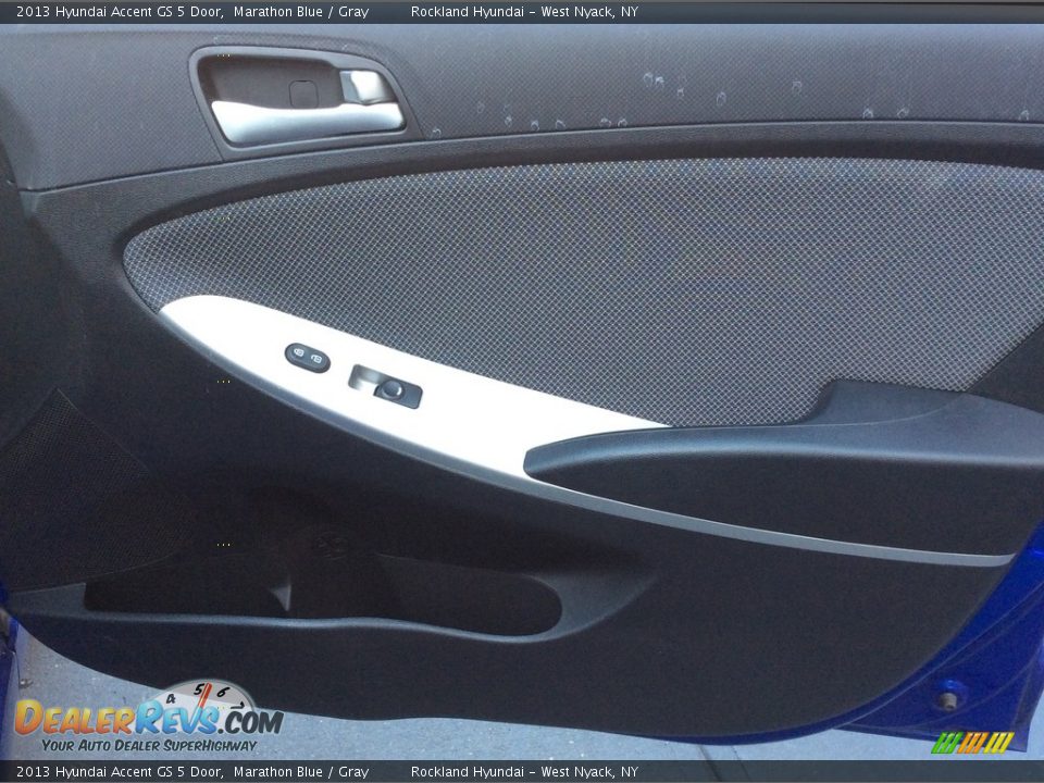 2013 Hyundai Accent GS 5 Door Marathon Blue / Gray Photo #22