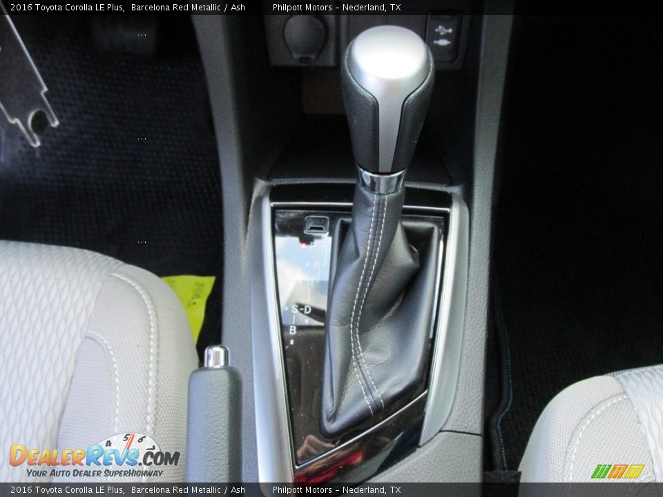 2016 Toyota Corolla LE Plus Barcelona Red Metallic / Ash Photo #28