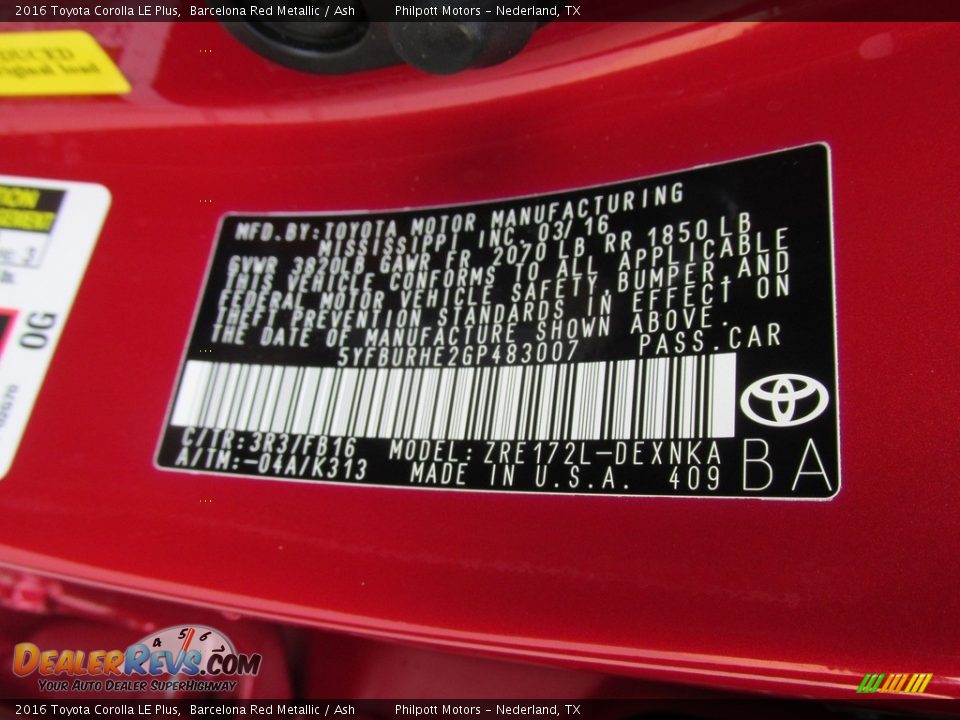 2016 Toyota Corolla LE Plus Barcelona Red Metallic / Ash Photo #32