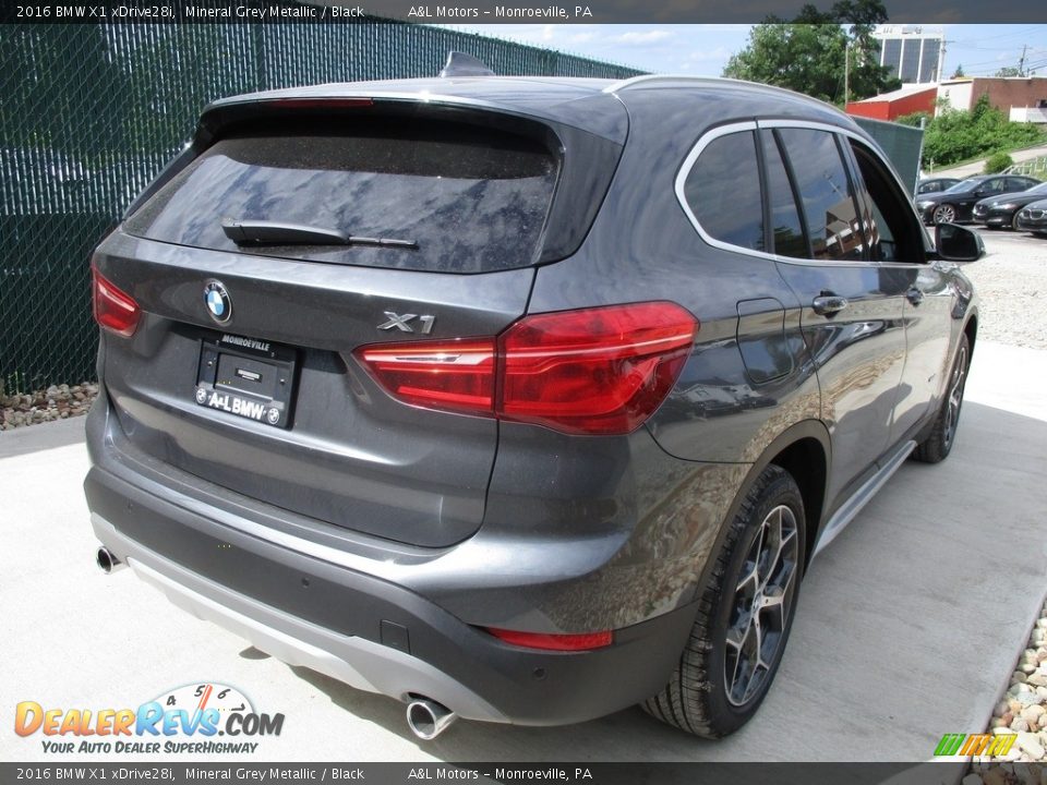 2016 BMW X1 xDrive28i Mineral Grey Metallic / Black Photo #4