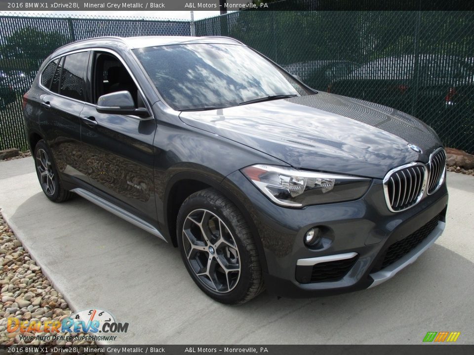 2016 BMW X1 xDrive28i Mineral Grey Metallic / Black Photo #5