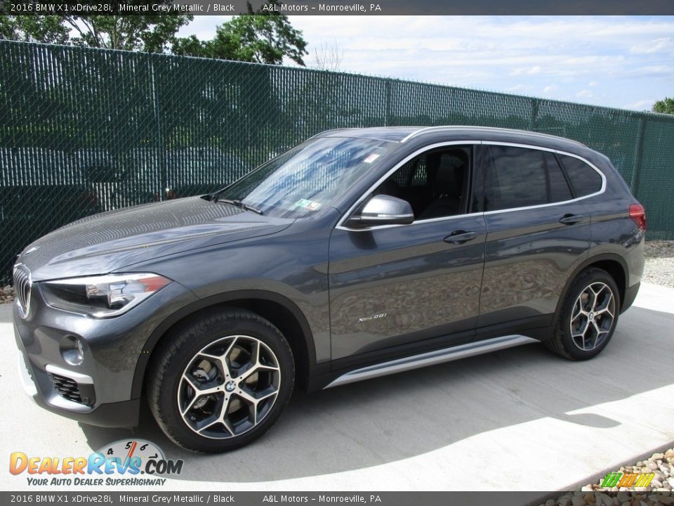 2016 BMW X1 xDrive28i Mineral Grey Metallic / Black Photo #8
