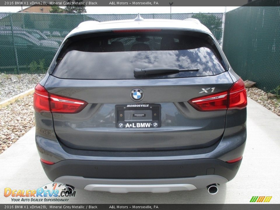 2016 BMW X1 xDrive28i Mineral Grey Metallic / Black Photo #9
