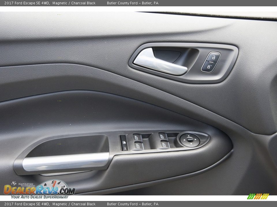 2017 Ford Escape SE 4WD Magnetic / Charcoal Black Photo #5
