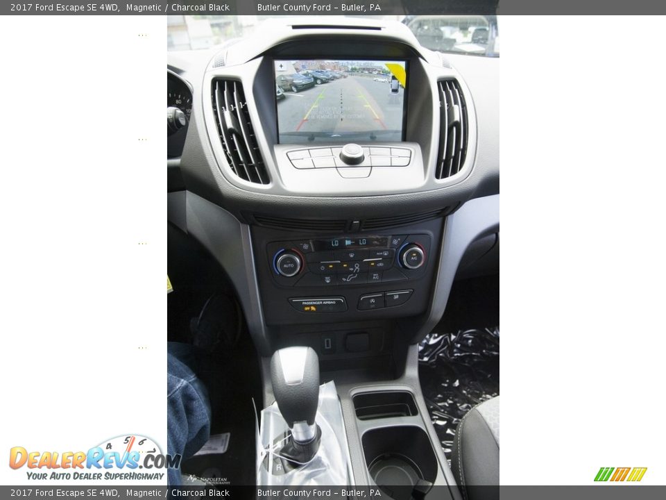 2017 Ford Escape SE 4WD Magnetic / Charcoal Black Photo #12