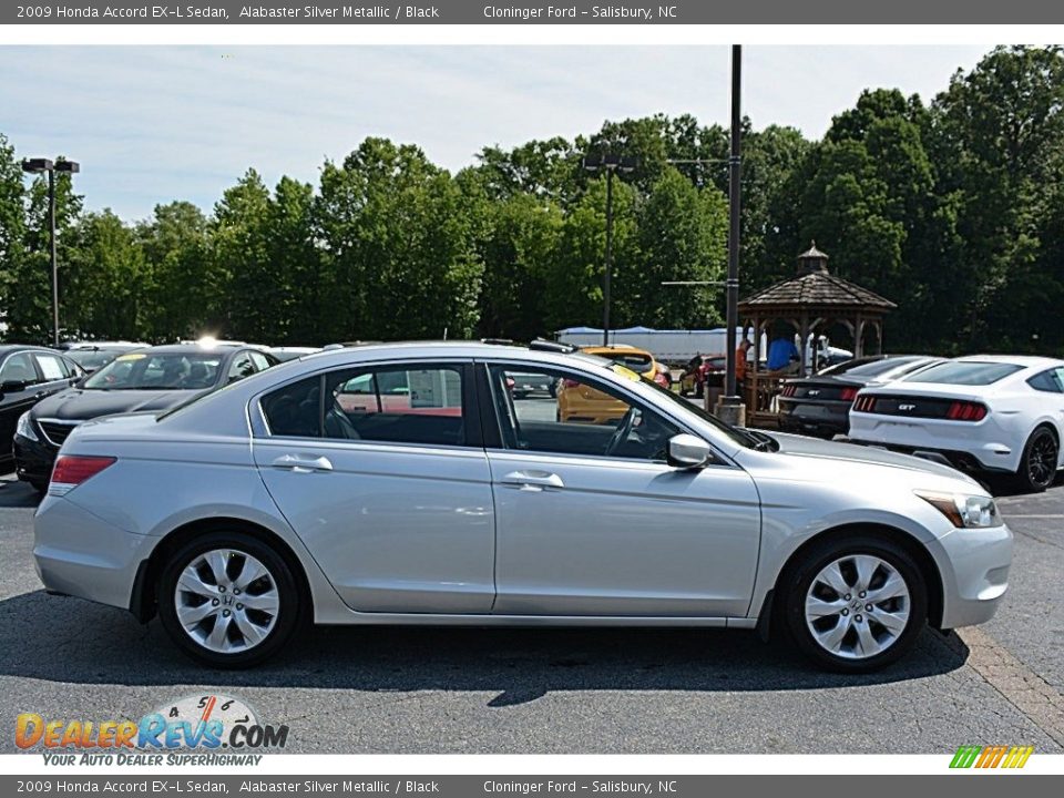 2009 Honda Accord EX-L Sedan Alabaster Silver Metallic / Black Photo #2
