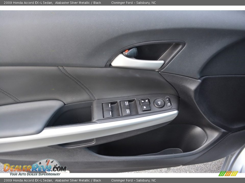 2009 Honda Accord EX-L Sedan Alabaster Silver Metallic / Black Photo #8
