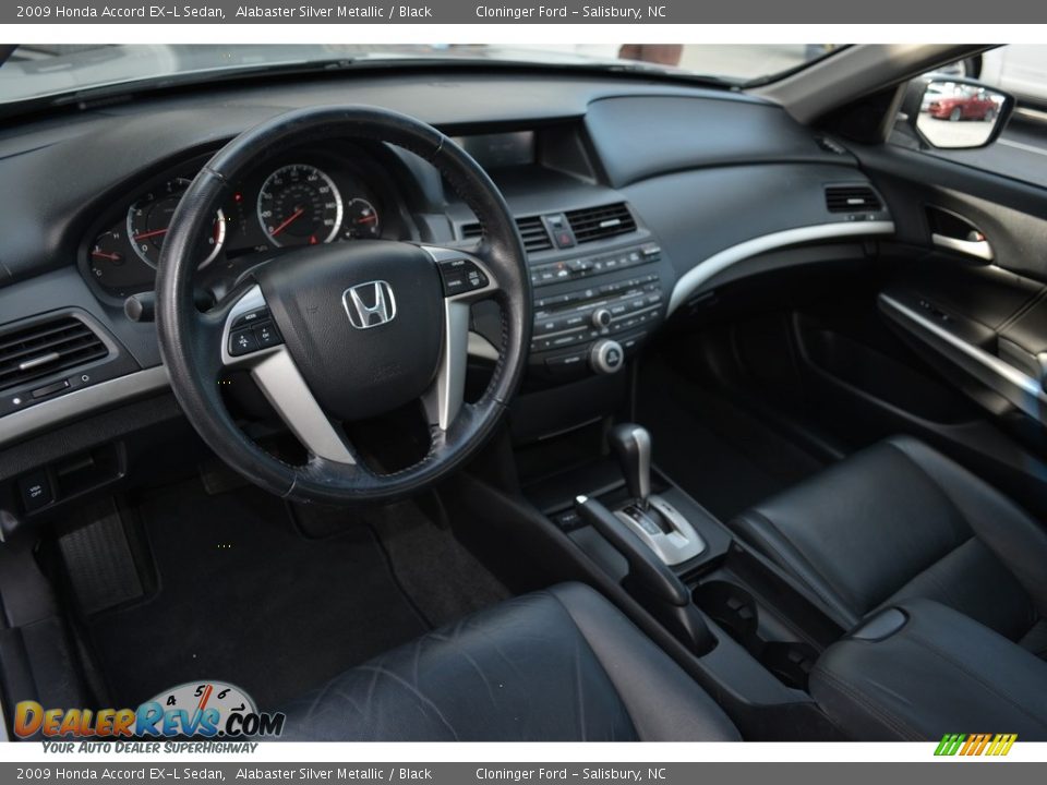 2009 Honda Accord EX-L Sedan Alabaster Silver Metallic / Black Photo #11