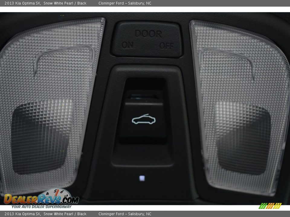 2013 Kia Optima SX Snow White Pearl / Black Photo #26