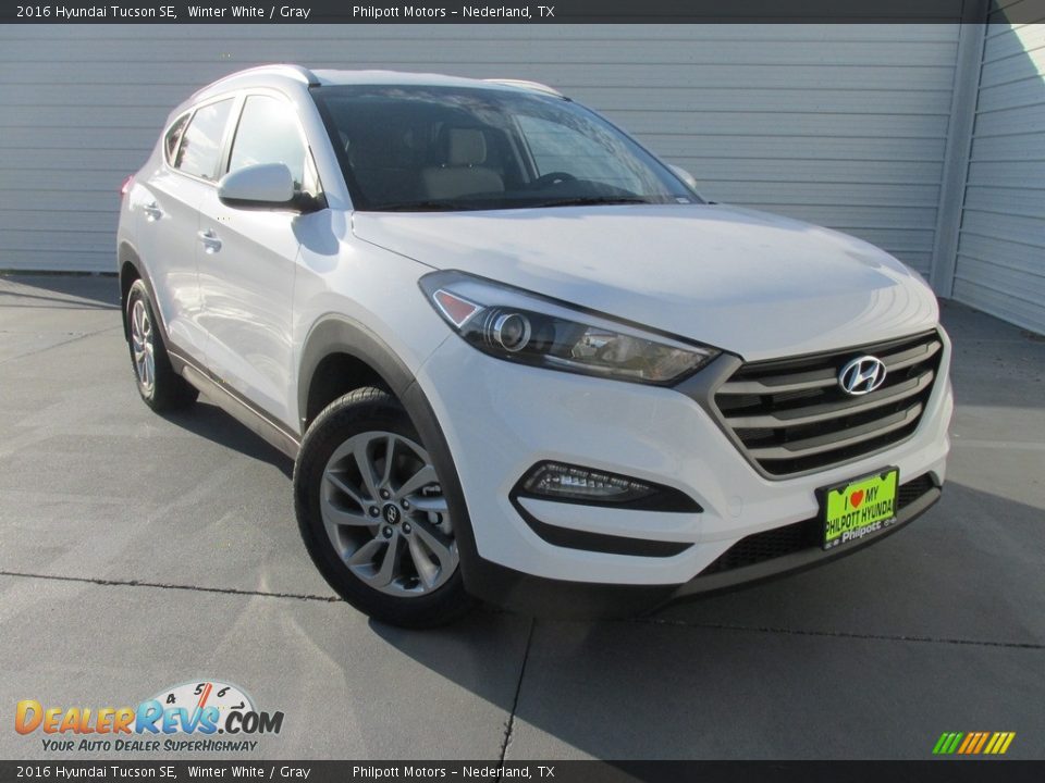 2016 Hyundai Tucson SE Winter White / Gray Photo #1