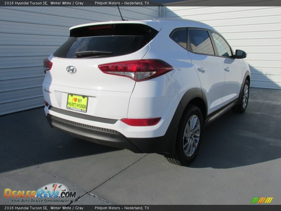 2016 Hyundai Tucson SE Winter White / Gray Photo #4