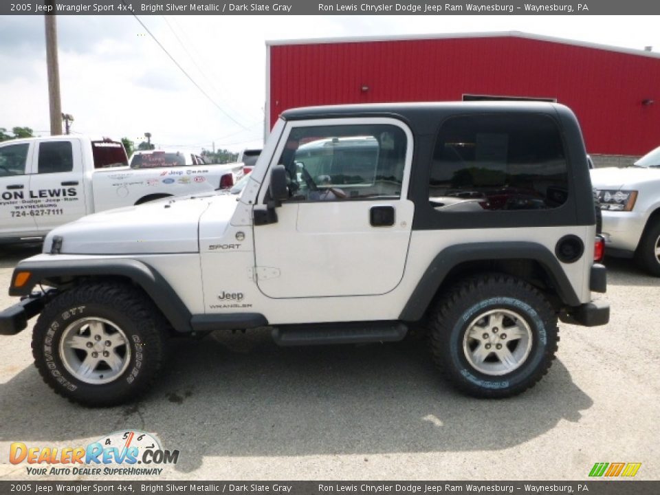 2005 Jeep Wrangler Sport 4x4 Bright Silver Metallic / Dark Slate Gray Photo #2