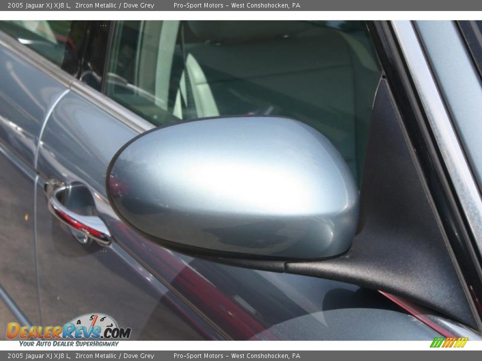 2005 Jaguar XJ XJ8 L Zircon Metallic / Dove Grey Photo #4