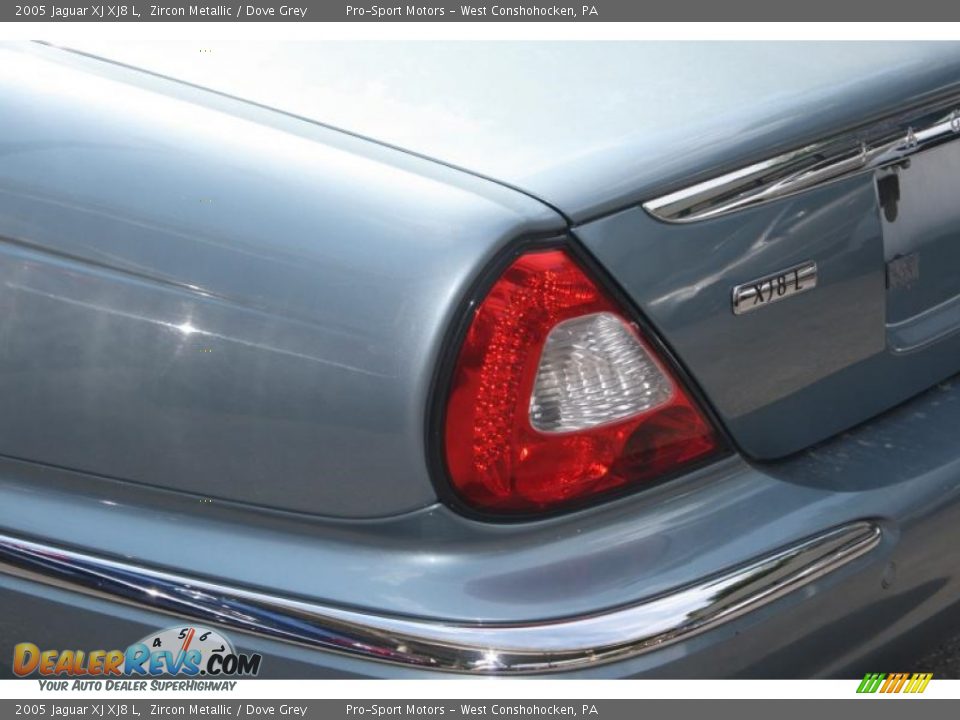 2005 Jaguar XJ XJ8 L Zircon Metallic / Dove Grey Photo #9