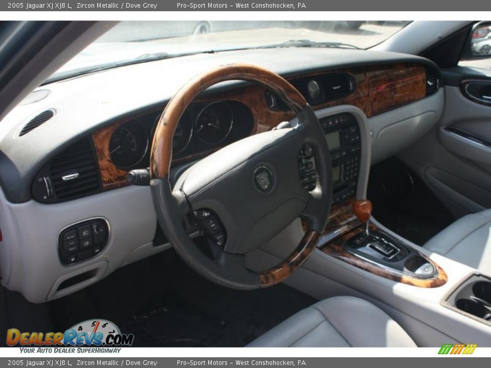 2005 Jaguar XJ XJ8 L Zircon Metallic / Dove Grey Photo #18