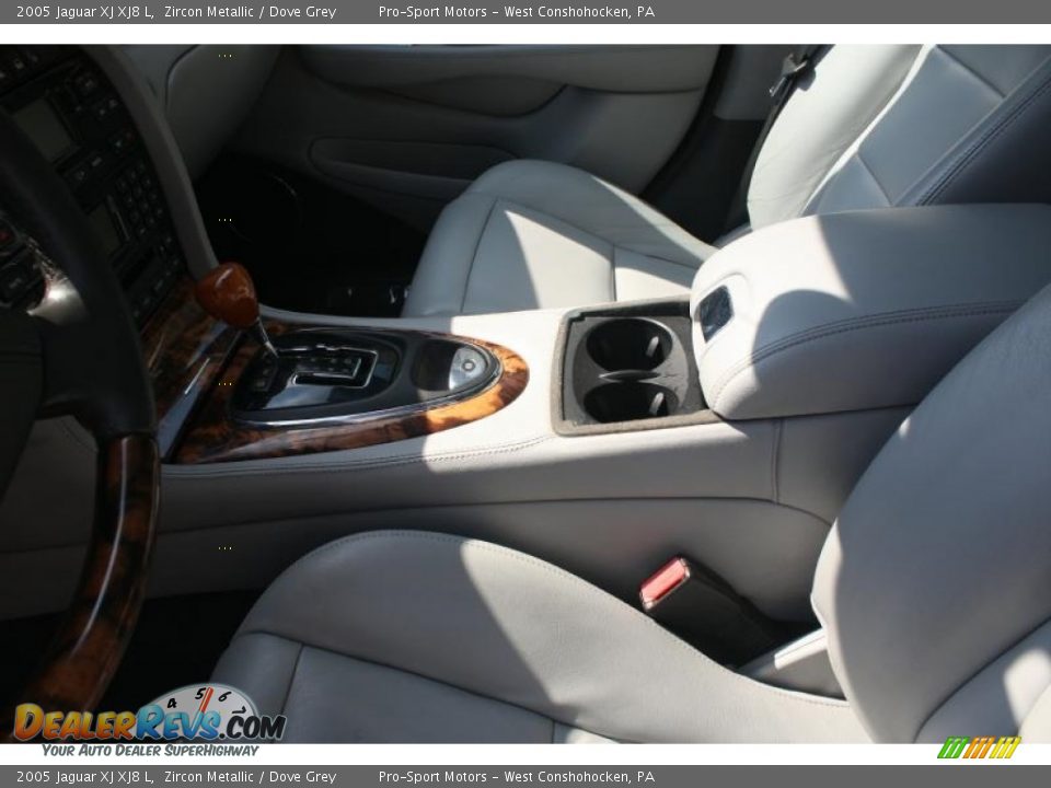 2005 Jaguar XJ XJ8 L Zircon Metallic / Dove Grey Photo #25