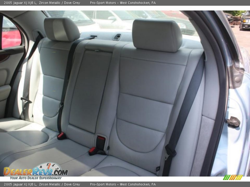 2005 Jaguar XJ XJ8 L Zircon Metallic / Dove Grey Photo #30