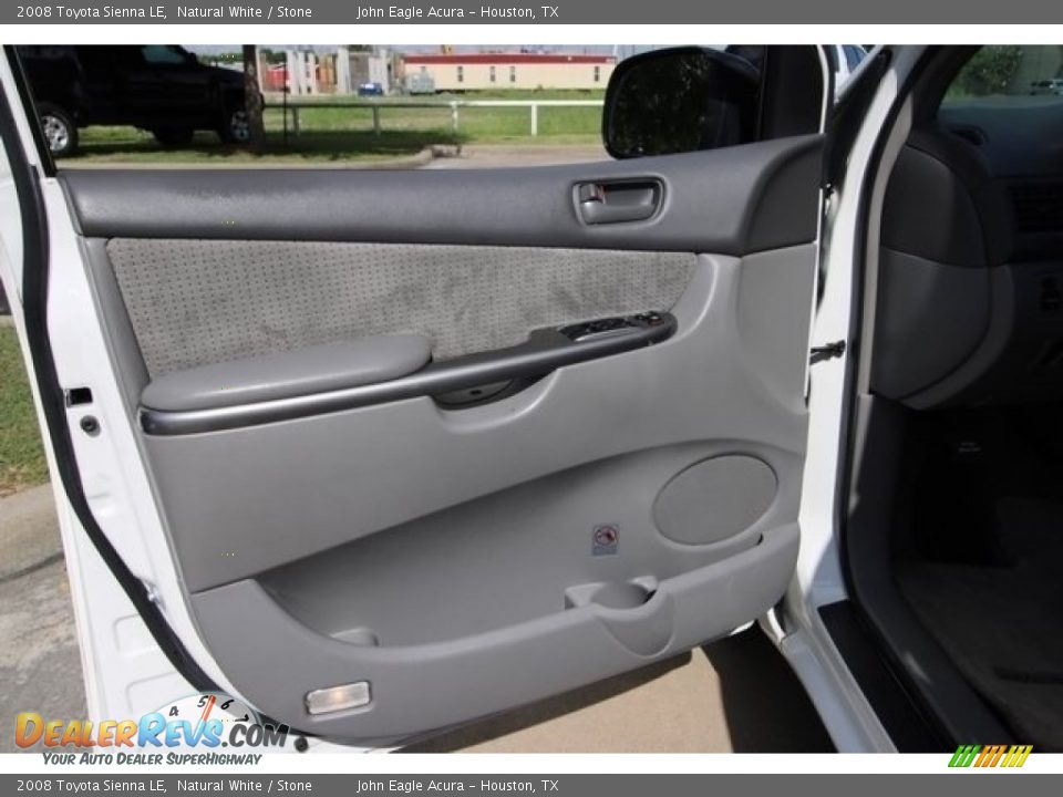 2008 Toyota Sienna LE Natural White / Stone Photo #17