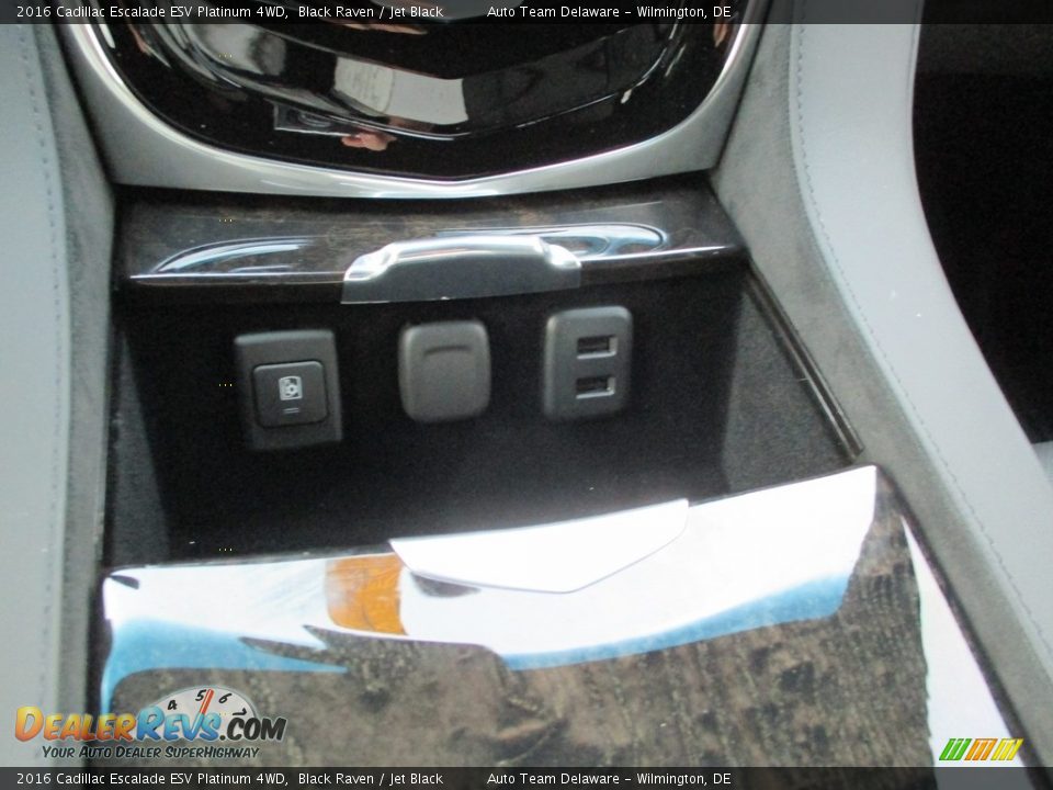 2016 Cadillac Escalade ESV Platinum 4WD Black Raven / Jet Black Photo #11