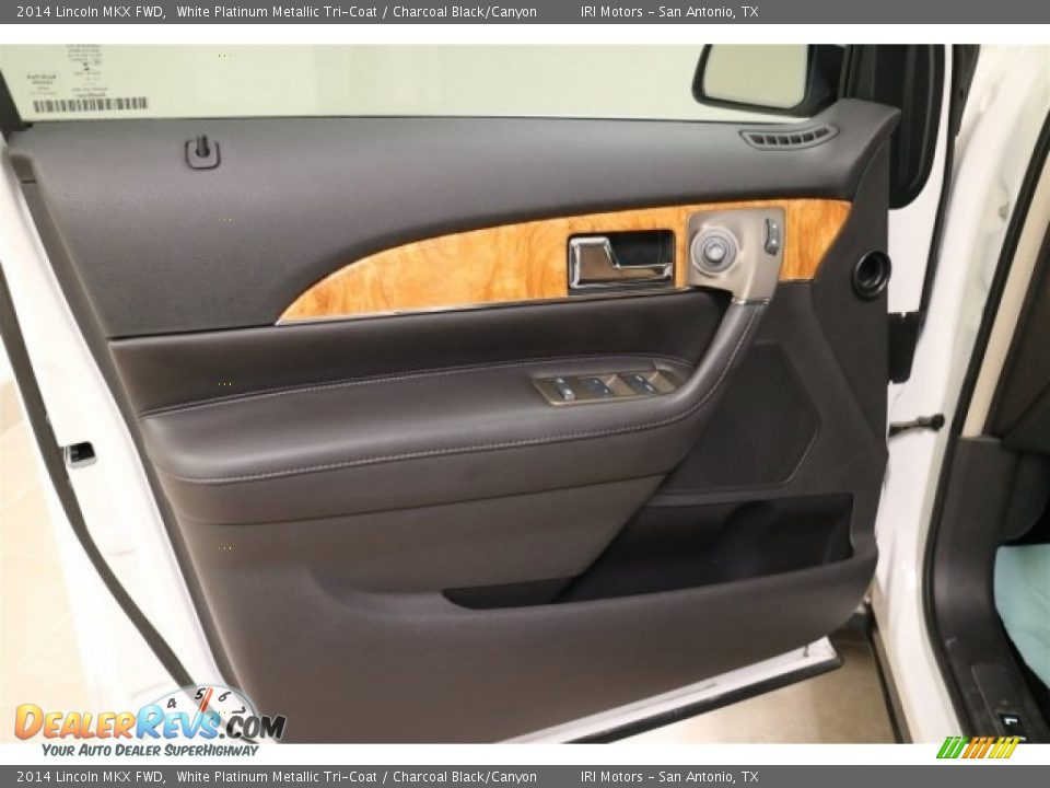 2014 Lincoln MKX FWD White Platinum Metallic Tri-Coat / Charcoal Black/Canyon Photo #9